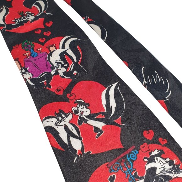 Looney Tunes Mania Necktie Pepe Le Pew Romance Heart Valentine Love Silk Cartoon - Picture 2 of 5